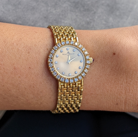 Baume & Mercier Solid Gold Classic Watch - Picture 10 of 12